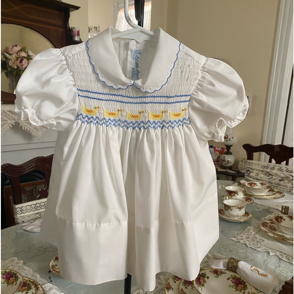 A Little Angel Vintage Infant Girls Smocked Dress size 24 months